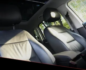 Wynajmij Volkswagen Tiguan 2013 w Albanii. Paliwo: Diesel. Moc: 120 KM ➤ Koszt od 38 EUR za dobę.