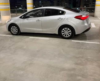 Wynajmij Kia K3 2015 w Albanii. Paliwo: Diesel. Moc: 90 KM ➤ Koszt od 20 EUR za dobę.