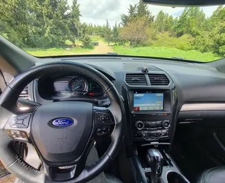 Ford Explorer 2019 do wynajęcia w Tbilisi. Limit przebiegu nieograniczony.