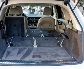 Audi Q7 2018 – wynajem od właścicieli w Batumi (Gruzja).