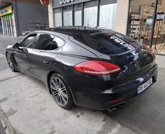 Porsche Panamera – samochód kategorii Premium, Luksusowy na wynajem w Gruzji ✓ Depozyt 300 GEL ✓ Ubezpieczenie: OC, FDW, Pasażerowie, Od Kradzieży, Młody.