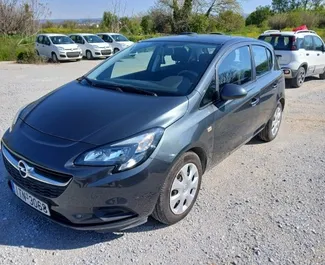 Wynajmij Opel Corsa 2017 w Grecji. Paliwo: Diesel. Moc: 95 KM ➤ Koszt od 55 EUR za dobę.