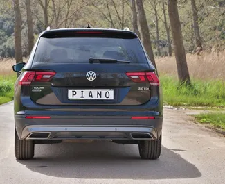 Volkswagen Tiguan 2022 do wynajęcia w Becici. Limit przebiegu nieograniczony.