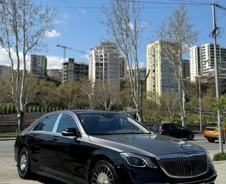 Wynajmij Mercedes-Benz S-Class 2013 w Gruzji. Paliwo: Benzyna. Moc: 435 KM ➤ Koszt od 500 GEL za dobę.