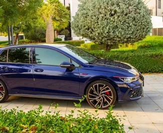 Wynajem samochodu Volkswagen Golf 8 nr 15999 (Automatyczna) w Dubaju, z silnikiem 2,0l. Benzyna ➤ Bezpośrednio od Andry w ZEA.