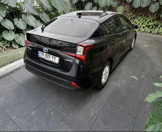 Wynajem samochodu Toyota Prius nr 15940 (Automatyczna) w Batumi, z silnikiem 1,8l. Hybryda ➤ Bezpośrednio od Anastazja w Gruzji.