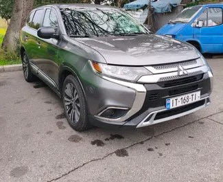 Wynajem samochodu Mitsubishi Outlander Xl nr 16090 (Automatyczna) w Tbilisi, z silnikiem 2,5l. Benzyna ➤ Bezpośrednio od Ia w Gruzji.