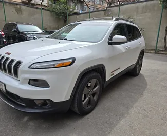 Wypożyczalnia Jeep Cherokee na lotnisku w Tbilisi, Gruzja ✓ Nr 15923. ✓ Skrzynia Automatyczna ✓ Opinii: 0.