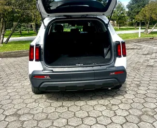 Kia Sorento – samochód kategorii Komfort, Crossover na wynajem w Gruzji ✓ Depozyt 600 GEL ✓ Ubezpieczenie: OC, SCDW, FDW, Pasażerowie, Od Kradzieży.