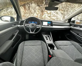 Volkswagen Golf 8 – samochód kategorii Ekonomiczny, Komfort, Premium na wynajem w Czarnogórze ✓ Depozyt 150 EUR ✓ Ubezpieczenie: OC, CDW, SCDW, Od Kradzieży, Zagranica.