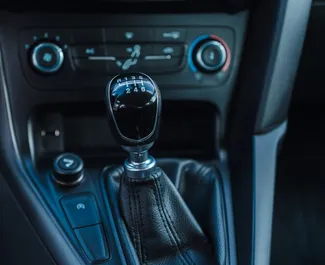 Silnik Diesel 1,5 l – Wynajmij Ford Focus SW w Podgoricy.