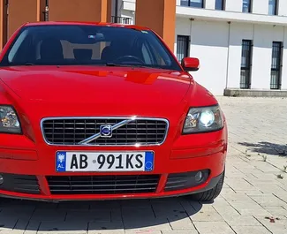 Wypożyczalnia Volvo S40 na lotnisku w Tiranie, Albania ✓ Nr 10002. ✓ Skrzynia Manualna ✓ Opinii: 0.