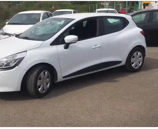 Wynajem samochodu Renault Clio 4 nr 16222 (Automatyczna) na lotnisku w Podgoricy, z silnikiem 1,5l. Diesel ➤ Bezpośrednio od Yan w Czarnogórze.