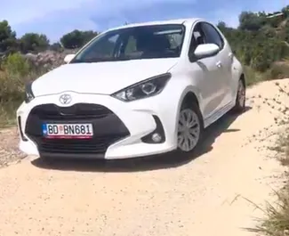 Wypożyczalnia Toyota Yaris na lotnisku w Podgoricy, Czarnogóra ✓ Nr 16207. ✓ Skrzynia Automatyczna ✓ Opinii: 0.