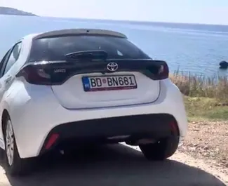 Wypożyczalnia Toyota Yaris na lotnisku w Podgoricy, Czarnogóra ✓ Nr 16209. ✓ Skrzynia Automatyczna ✓ Opinii: 0.