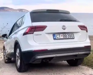 Wynajem samochodu Volkswagen Tiguan nr 16218 (Automatyczna) na lotnisku w Podgoricy, z silnikiem 2,0l. Diesel ➤ Bezpośrednio od Yan w Czarnogórze.