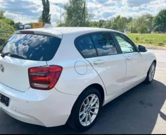 Wynajem samochodu BMW 116d nr 15719 (Automatyczna) na lotnisku w Podgoricy, z silnikiem 2,0l. Diesel ➤ Bezpośrednio od Yan w Czarnogórze.