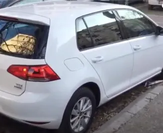 Wynajem samochodu Volkswagen Golf 7 nr 16216 (Automatyczna) na lotnisku w Podgoricy, z silnikiem 1,6l. Diesel ➤ Bezpośrednio od Yan w Czarnogórze.