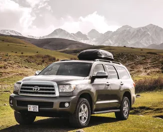 Wynajmij Toyota Sequoia Ii 2008 w Kirgistanie. Paliwo: Benzyna. Moc:  KM ➤ Koszt od 165 USD za dobę.