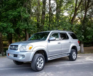 Wynajmij Toyota Sequoia I 2007 w Kirgistanie. Paliwo: Benzyna. Moc:  KM ➤ Koszt od 140 USD za dobę.