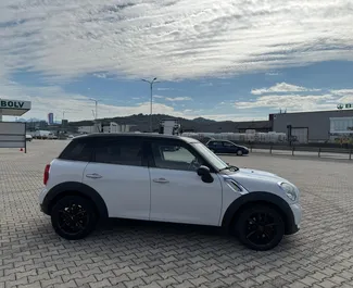 Wynajmij Mini Countryman Cooper S 2014 w Albanii. Paliwo: Diesel. Moc:  KM ➤ Koszt od 26 EUR za dobę.