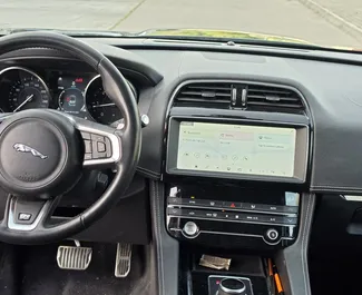 Jaguar F-PACE 2021 – wynajem od właścicieli w Barze (Czarnogóra).