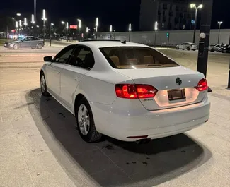 Wynajem samochodu Volkswagen Jetta nr 16441 (Automatyczna) w Tiranie, z silnikiem 2,0l. Diesel ➤ Bezpośrednio od Ira w Albanii.