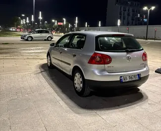Wynajem samochodu Volkswagen Golf 5 nr 16442 (Manualna) w Tiranie, z silnikiem 1,9l. Diesel ➤ Bezpośrednio od Ira w Albanii.