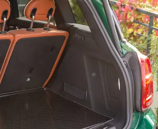 Mini Countryman Cooper S 2021 – wynajem od właścicieli w Tbilisi (Gruzja).