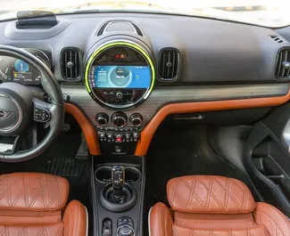 Wynajmij Mini Countryman Cooper S 2021 w Gruzji. Paliwo: Benzyna. Moc: 178 KM ➤ Koszt od 135 GEL za dobę.
