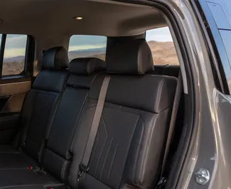 Hyundai Santa Fe – samochód kategorii Komfort, Crossover na wynajem w Gruzji ✓ Depozyt 560 GEL ✓ Ubezpieczenie: OC, CDW, SCDW, FDW, Pasażerowie, Od Kradzieży.