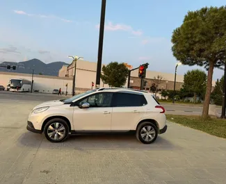 Wynajmij Peugeot 2008 2018 w Albanii. Paliwo: Diesel. Moc:  KM ➤ Koszt od 35 EUR za dobę.