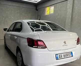 Wynajmij Peugeot 301 2020 w Albanii. Paliwo: Diesel. Moc: 100 KM ➤ Koszt od 25 EUR za dobę.