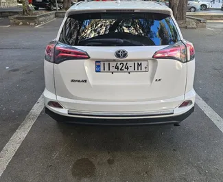Toyota Rav4 2018 do wynajęcia w Kutaisi. Limit przebiegu nieograniczony.
