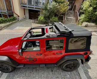 Jeep Wrangler 2017 do wynajęcia w Tbilisi. Limit przebiegu nieograniczony.