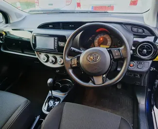 Wynajem samochodu Toyota Vitz nr 10990 (Automatyczna) w Limassol, z silnikiem 1,5l. Benzyna ➤ Bezpośrednio od Aleksandr na Cyprze.