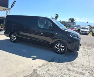 Wypożyczalnia Fiat Ulysse na lotnisku w Antalyi, Turcja ✓ Nr 16395. ✓ Skrzynia Automatyczna ✓ Opinii: 0.