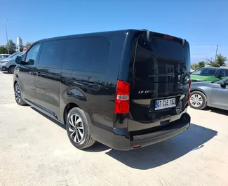Silnik Diesel 2,2 l – Wynajmij Fiat Ulysse na lotnisku w Antalyi.