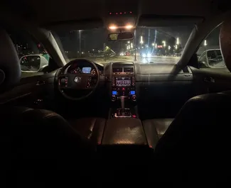 Silnik Diesel 3,0 l – Wynajmij Volkswagen Touareg w Tiranie.
