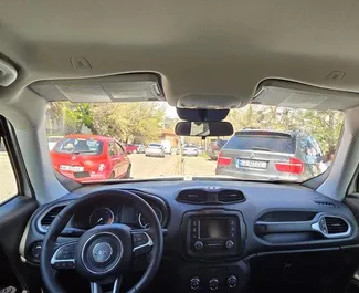Wynajmij Jeep Renegade 2018 w Gruzji. Paliwo: Benzyna. Moc: 180 KM ➤ Koszt od 110 GEL za dobę.