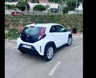 Wynajem samochodu Toyota Aygo X nr 16259 (Manualna) w Dubrowniku, z silnikiem 1,0l. Benzyna ➤ Bezpośrednio od Mato w Chorwacji.