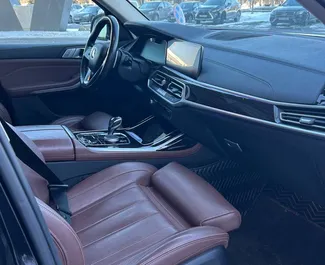 BMW X7 – samochód kategorii Premium, Luksusowy, Crossover na wynajem na Białorusi ✓ Depozyt 333 USD ✓ Ubezpieczenie: OC.