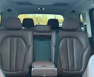 Wynajmij BMW X7 2019 na Białorusi. Paliwo: Benzyna. Moc: 380 KM ➤ Koszt od 183 USD za dobę.
