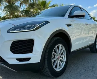 Wynajem samochodu Jaguar E-Pace nr 16376 (Automatyczna) w Alicante, z silnikiem 2,0l. Benzyna ➤ Bezpośrednio od Jewhenija w Hiszpanii.