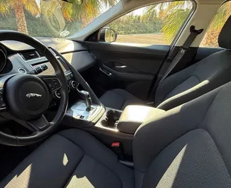 Jaguar E-Pace 2021 – wynajem od właścicieli w Alicante (Hiszpania).