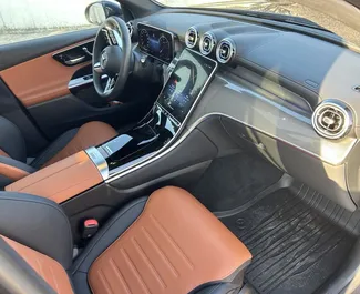 Wypożyczalnia Mercedes-Benz GLC300 na lotnisku w Podgoricy, Czarnogóra ✓ Nr 16472. ✓ Skrzynia Automatyczna ✓ Opinii: 0.