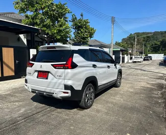 Mitsubishi Xpander Cross – samochód kategorii Komfort, Crossover, Minivan na wynajem w Tajlandii ✓ Depozyt 7000 THB ✓ Ubezpieczenie: OC, CDW, SCDW, FDW, Od Kradzieży, Młody.