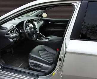 Silnik Benzyna 2,5 l – Wynajmij Toyota Camry w Erewaniu.