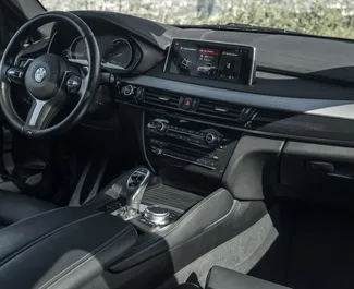 Silnik Benzyna 3,0 l – Wynajmij BMW X6 w Tbilisi.