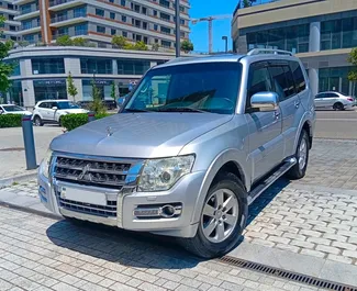 Wypożyczalnia Mitsubishi Pajero w Baku, Azerbejdżan ✓ Nr 11943. ✓ Skrzynia Automatyczna ✓ Opinii: 0.